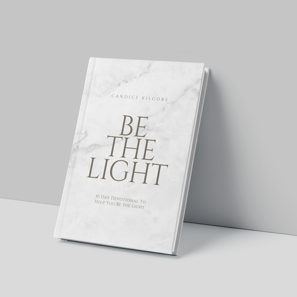 30 Day Daily Devotional Canva Templates (8 Pack)